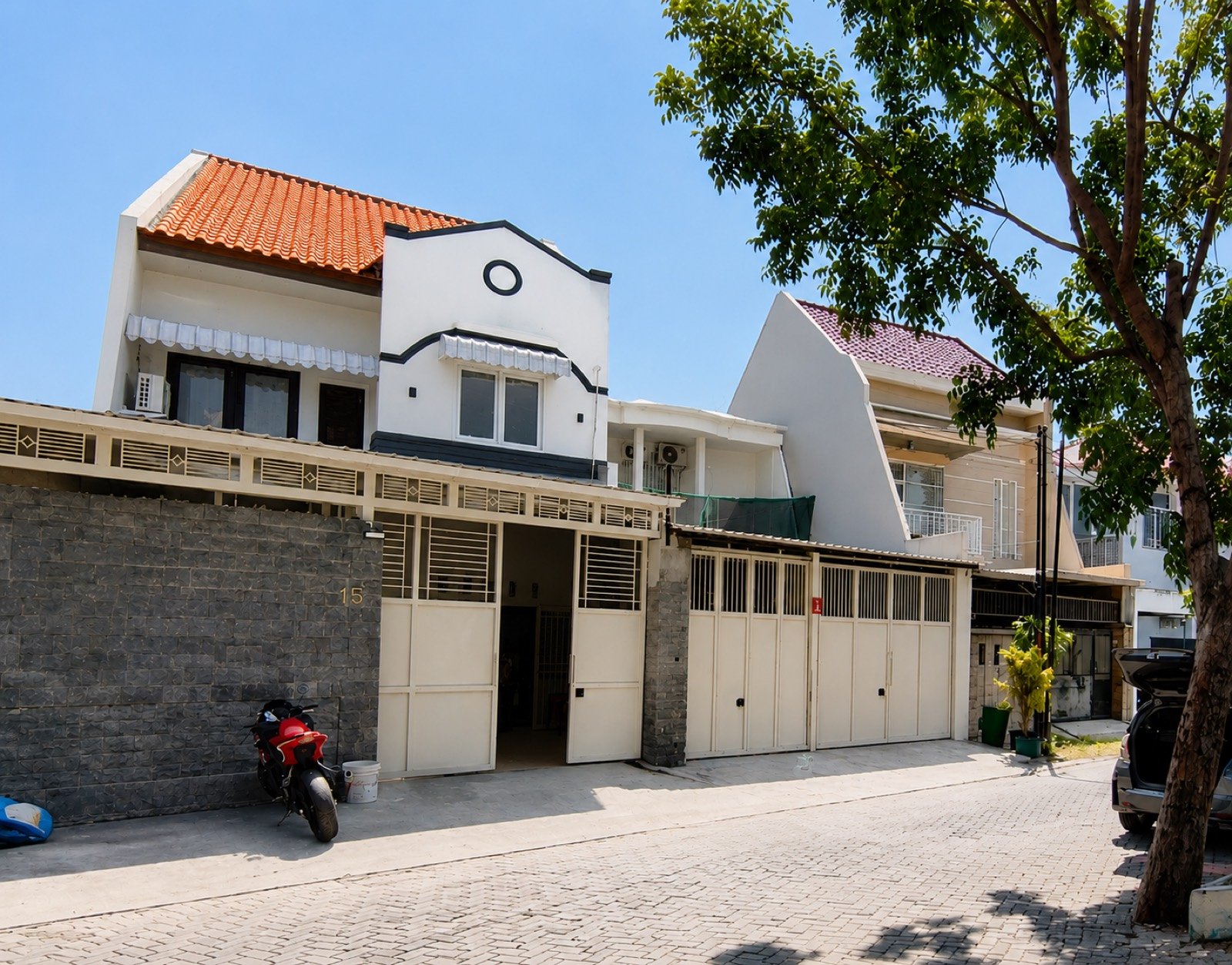 Pembangunan Rumah Kos Sambisari — Surabaya
